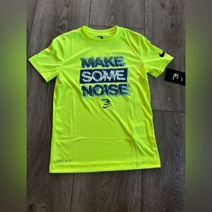 Nike make some noise graphic t shirt